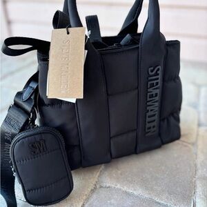 Steve Madden NWT Black Bbando Crossbody Bag with Compact Pouch